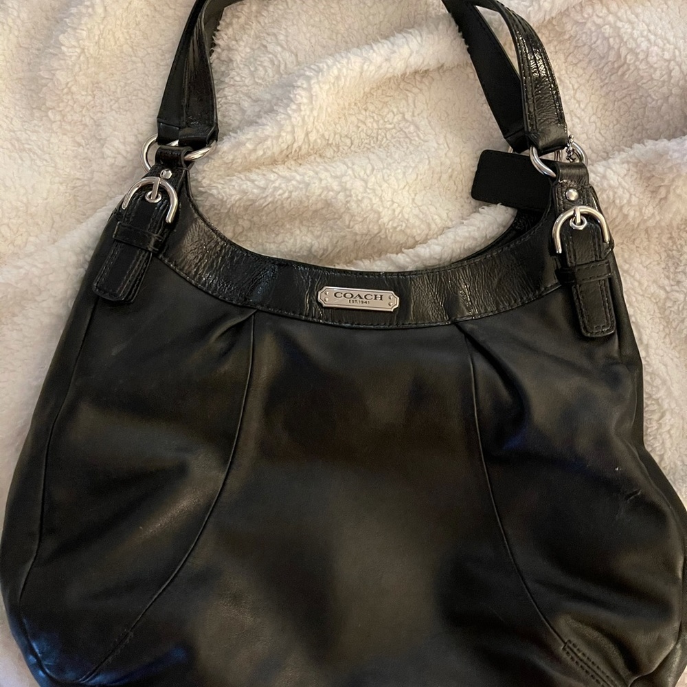 Black coach hobo